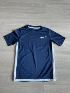 NIKE キッズ　Tシャツ　Mサイズ　140 美品