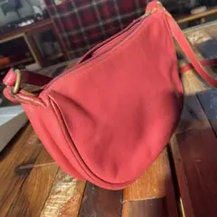 IL BISONTE イルビゾンテ ショルダーバッグ