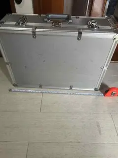 ジュラルミンケース中古