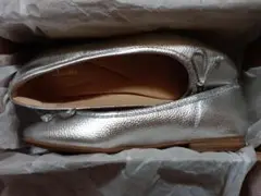 Item thumbnail for item b8dae86c-4eb4-44ec-b3f8-3c7552365f81