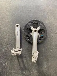 シマノ クロスバイククランクセット(ペダル付き)ディレーラー、シフター