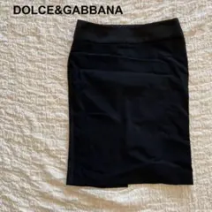 DOLCEu0026GABBANA ドルチェu0026ガッバーナ 黒 タイトスカート 破れあり