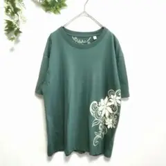 大きいサイズＬＬ　グリーン 花柄プリント 半袖Tシャツ　綿100%