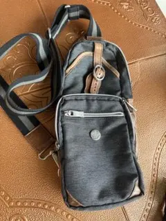 Orobianco ボディバッグ