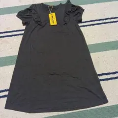 Bee des Bee　肩フリル　ワンピース　140　チャコール　タグ付き新品