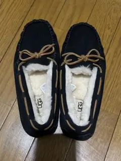 Item thumbnail for item ec8f2d5f-0cab-4c57-a99d-de3a1c439b03