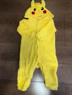 ピカチュウ フード付きロンパース　80cm