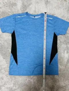 青いTシャツ Mサイズ 通気性あり