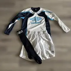 umbro　アンブロ サッカーウェア 3点セット（長袖）　Mサイズ