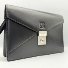 Item thumbnail for item 1860a276-88a2-42a3-8d09-e9d56348d521