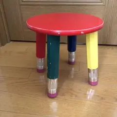 ピエール　サラ　クレヨンスツール 鉛筆コレクション