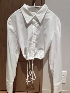 atmos ホワイト クロップドシャツ