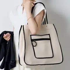 【ayaさん専用/新品未使用】パピヨネ スクエアWETライントートバッグ セール】スクエアWETライントートバッグ/Mサイズ/軽量（トート