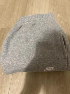 NIKE グレー ジョガーパンツ
