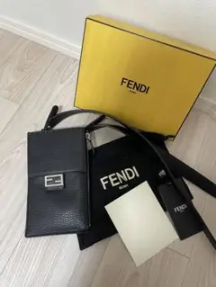 FENDI フォンポーチ ショルダーバッグ ミニバッグ