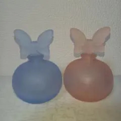 香水瓶 フロストガラス ブルーとピンクセット