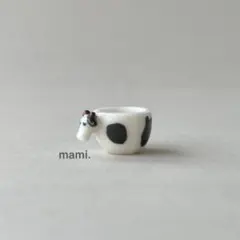 フェーヴ　牛のカップ　フランス　フェーブ　ミニチュア陶器　f-3619