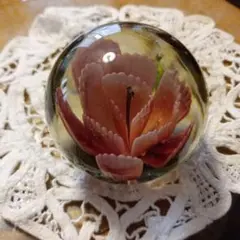 花のモチーフ ガラスボール