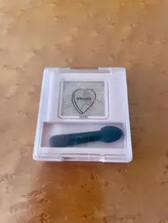 Item thumbnail for item e5cf3770-d0c3-433b-9719-92e8829a4f21