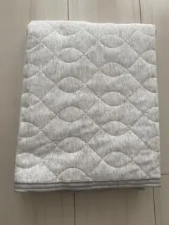 西松屋キルティング敷きパッド 60cm x 90cm