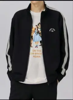 Item thumbnail for item 06682356-1366-4239-81bc-0604adfee50f