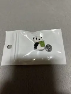 パンダ　ワッペン　ピンバッチ