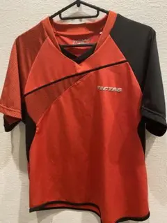 VICTASヴィクタス　卓球用ウェア