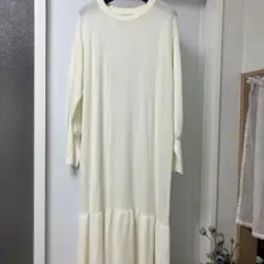 タイムセール‼️未使用　クールカレアンニットワンピース
