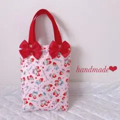 上靴袋.上靴入れ♡いちご柄 女の子入園入学準備品ハンドメイド❤︎