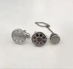 Item thumbnail for item c4c40b53-61a8-4ff0-afe1-9a664e5ccaf7