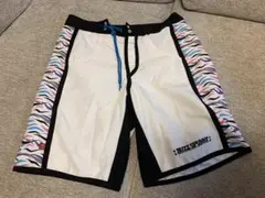 【美品】BUZZ SPUNKY バズスパンキー 白/ゼブラ 海パン 水着 ギャル