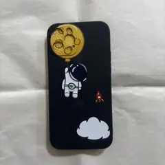 宇宙飛行士デザインのPCケース