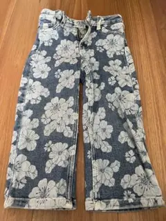 H&M　花柄ジーパン 2T美品