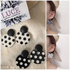 139フェイクレザー ドット カボション モノトーン 白黒 ステンレスピアス