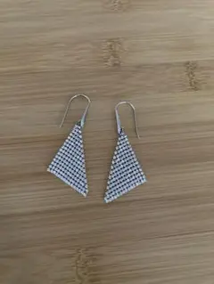 スワロフスキー ピアス