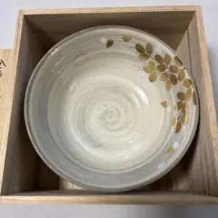 Item thumbnail for item 33bcf957-819d-46b3-ba22-f94da1e92f91