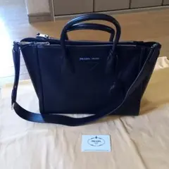極美品✴️ プラダ レザー バッグ