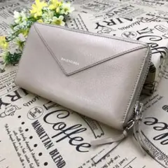 バレンシアガ 白 長財布 ペーパー ラウンドファスナー ジップ EI399