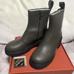 Item thumbnail for item ee114b81-b56d-49f9-8f9f-be3a5a0df47d