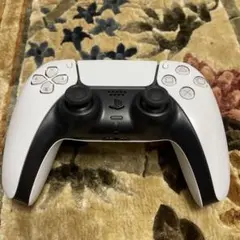 PS5 純正　コントローラー　ホワイト