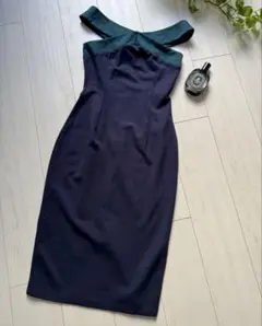 Love Bonito 16800円　ネイビー ワンピース　オフィス