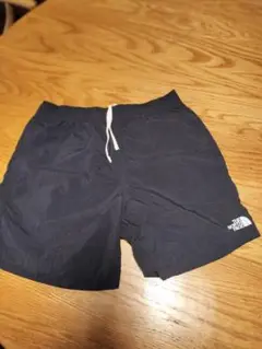 ノースフェイス　バーサタイルショーツ