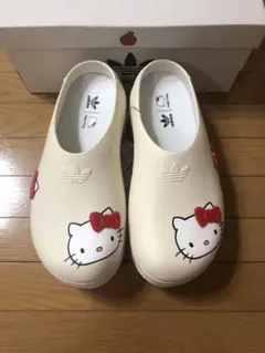 2025年最新】ハローキティadidasサンダルの人気アイテム - メルカリ