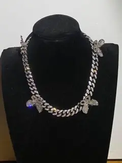 Item thumbnail for item 9f4c0d74-4d4a-46a7-ad27-e017813f5afe