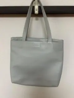 U by ungaro ウンガロ　ライト グレート　レザートートバッグ