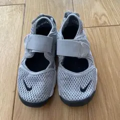 Nike サンダル グレー　エアリフト　19cm