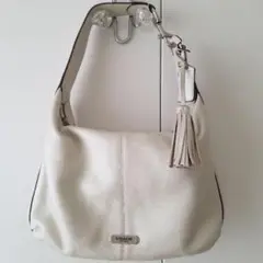★美品★COACH コーチ ハンドバッグ 光沢あり ホワイトベージュ