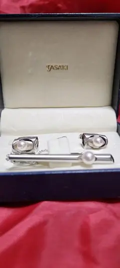 美品　タサキ　TASAKI パール付きカフリンクス　アクセサリー　シルバー　小物 楽天市場】タサキ パール 真珠 カフスセット タイピン シルバー