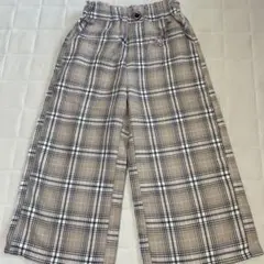 ベージュ系チェック柄ワイドパンツ１３０センチ
