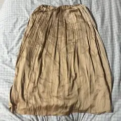 ベージュ プリーツ ロングスカート